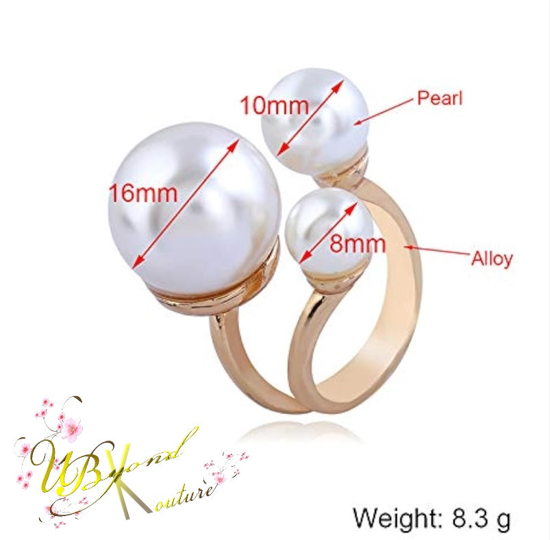 Trio Pearly White Pearls Ring