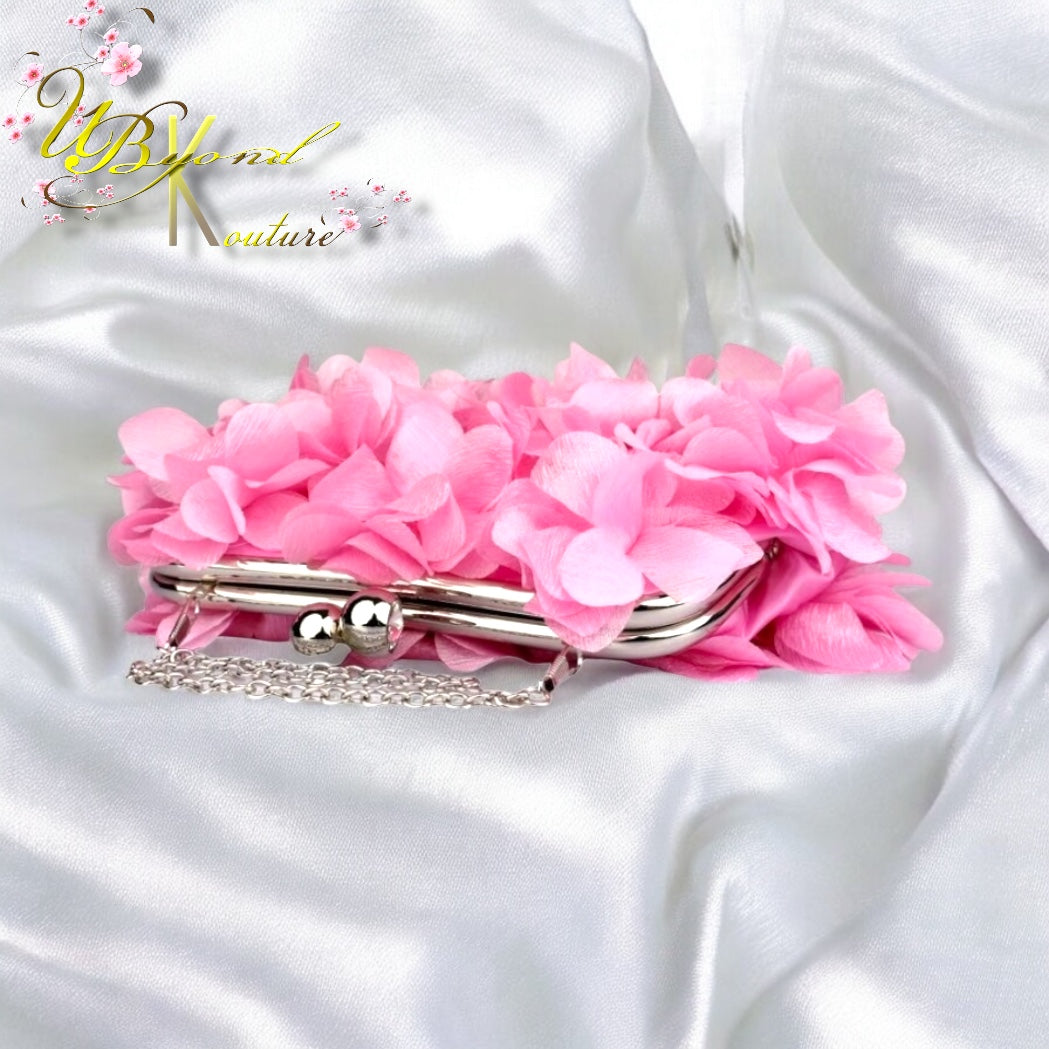 Mi Amour Floral Clutch