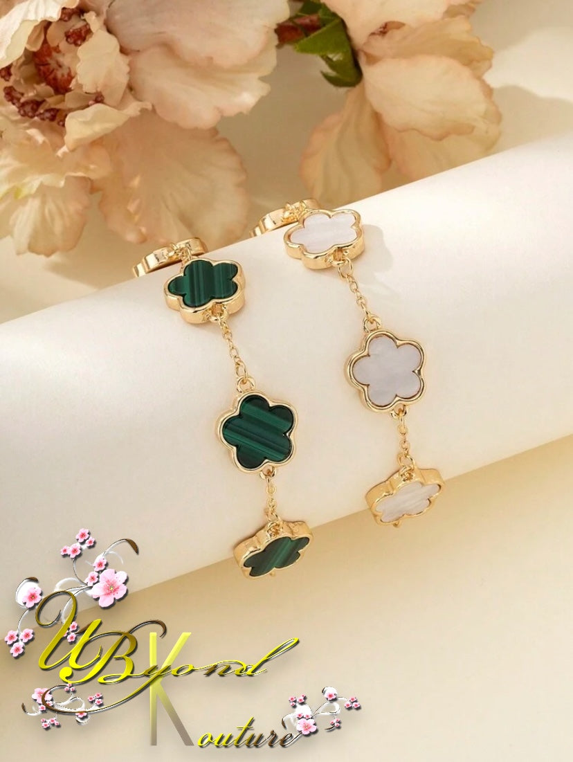 Charlotte Clover Chain Bracelet Green & White