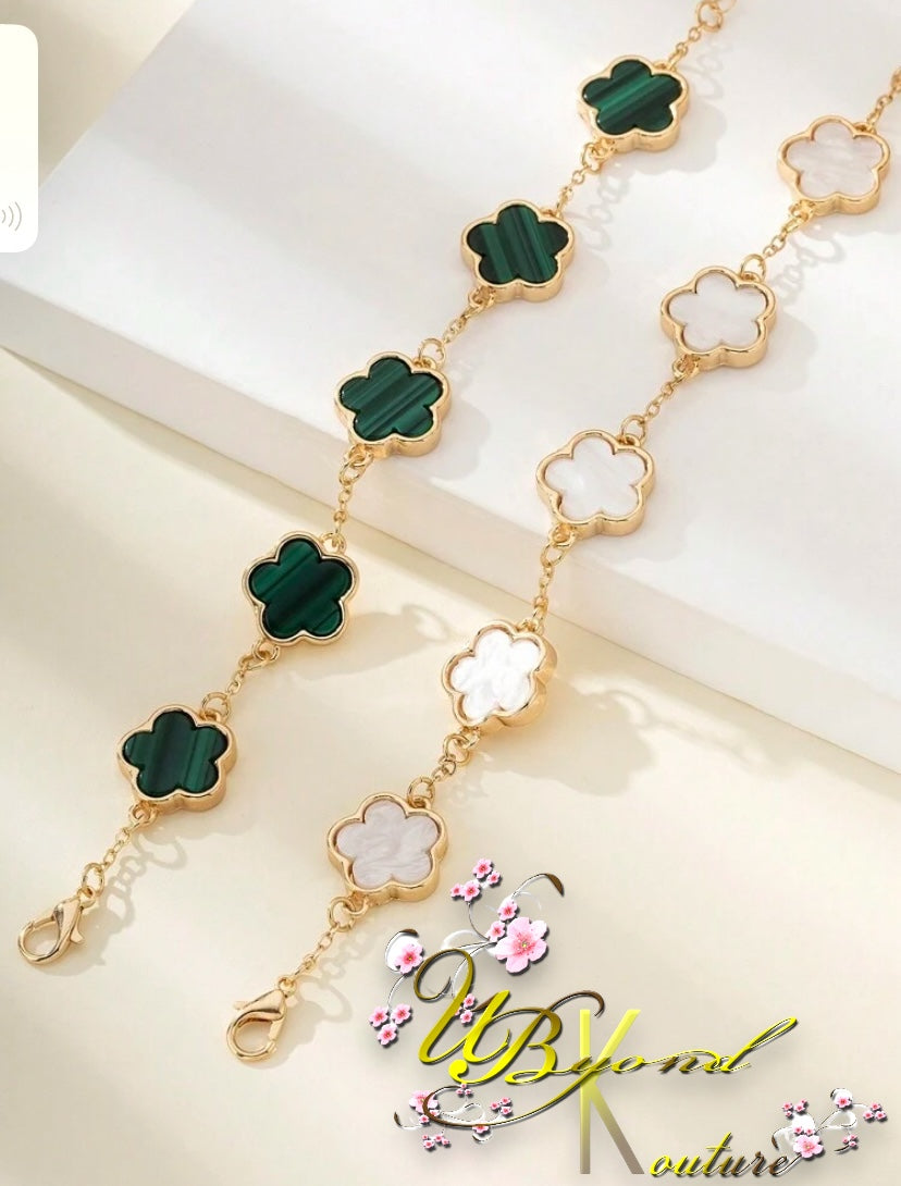 Charlotte Clover Chain Bracelet Green & White