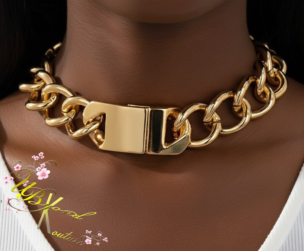 Queen Pin Chain Choker Necklace