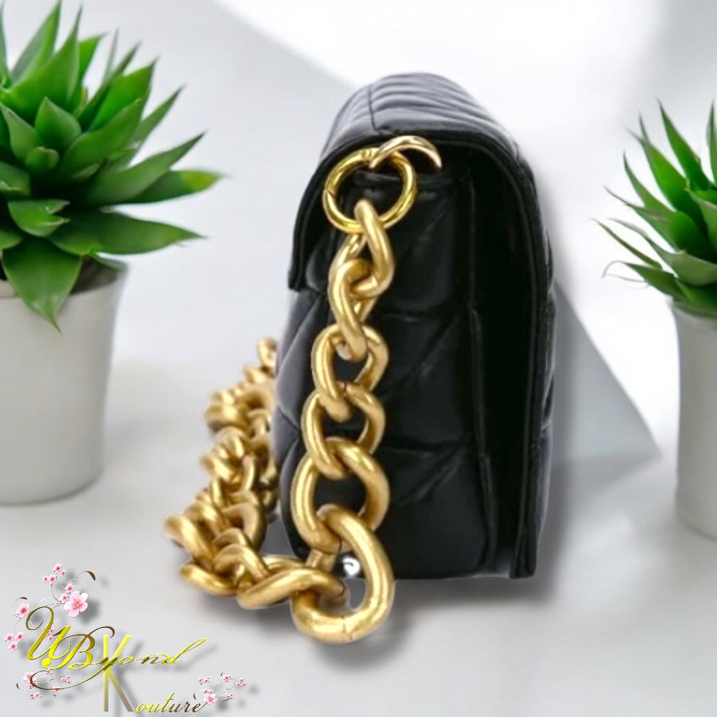 Pheobe Quilted Chained Handbag – UByond Kouture